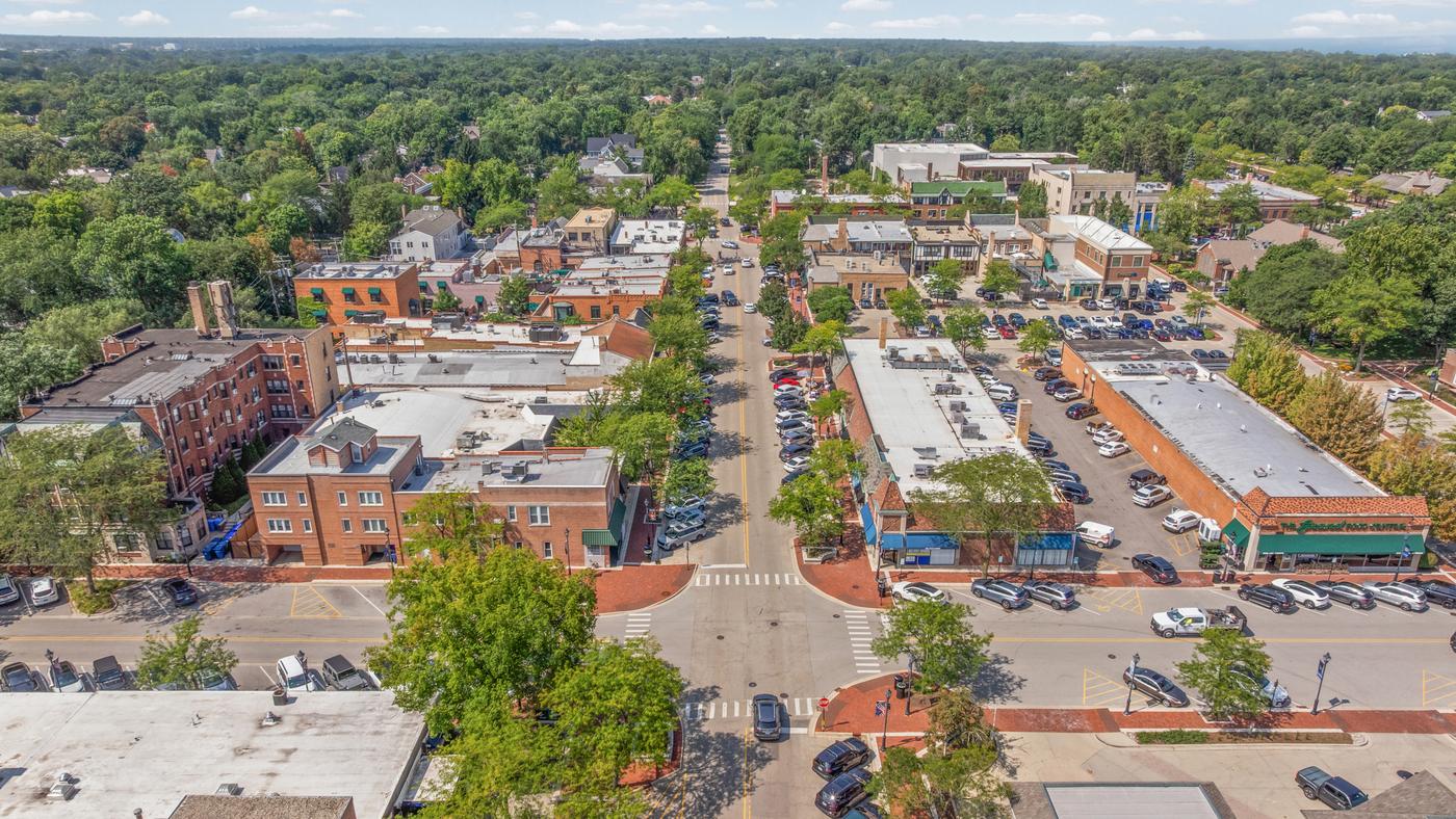 Downtown Glencoe, Illinois on Chicago&rsquo;s North Shore